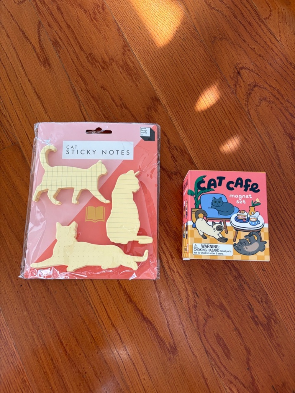 NWT Cat Cafe Magnets & Cat Sticky Notes